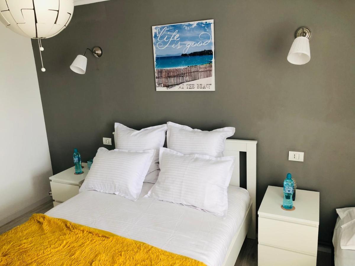 Sea View Apartments Mangalia Eksteriør billede